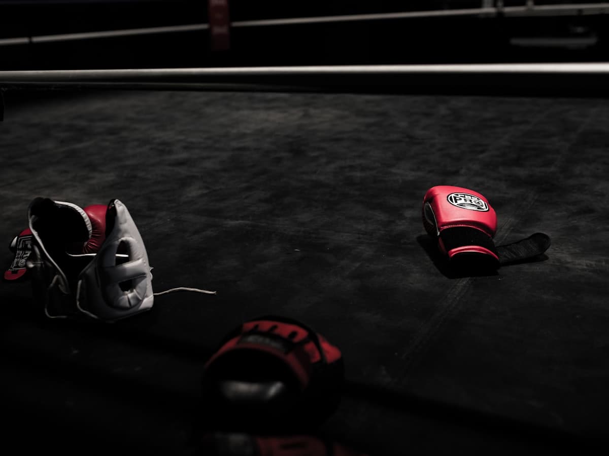 Adulto principiante entrenando boxeo desde cero en Talca